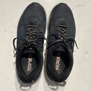 Womens Hoka Clifton athletic shoes Size 9.5